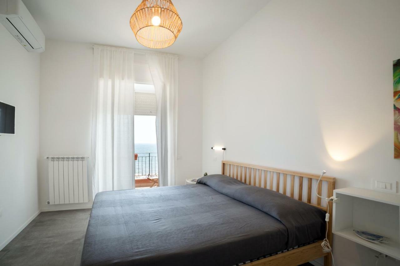 살레르노 Salsedine Sea View B&B 외부 사진
